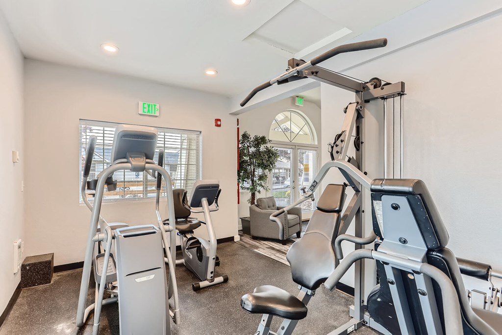The Community Fitness Center at Ladera Apartments