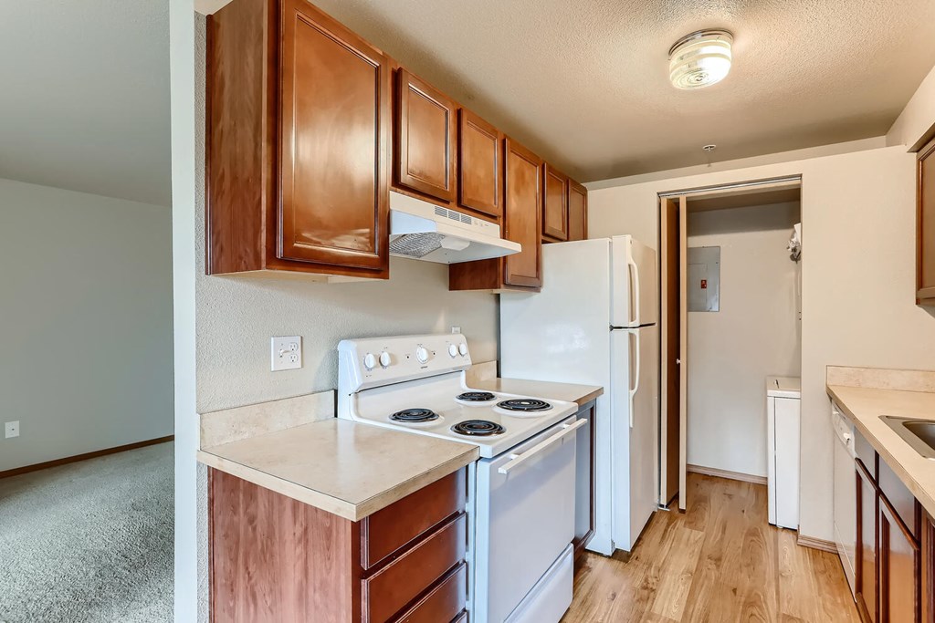A Classic Kitchen at Ladera Apartments
