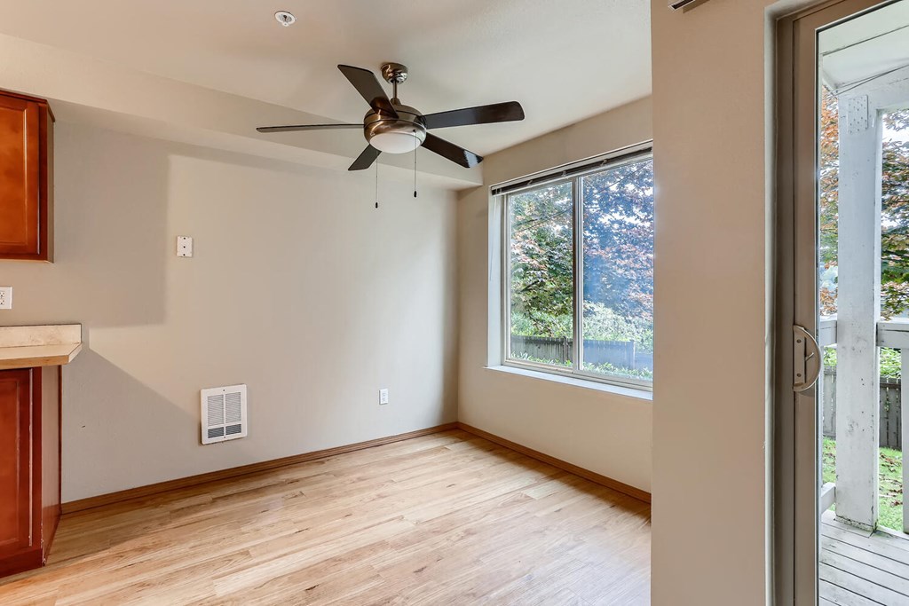 A Classic Dining Room at Ladera Apartments