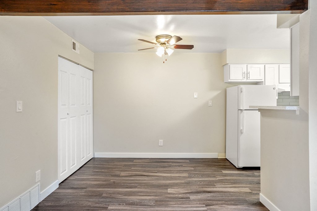 A dining room at Hilltop View Apartments
