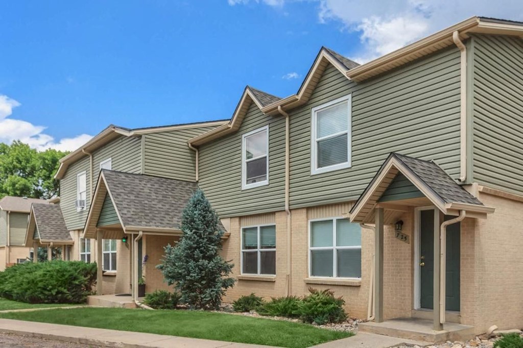 Our townhouses at Alder Square Rental Townhomes