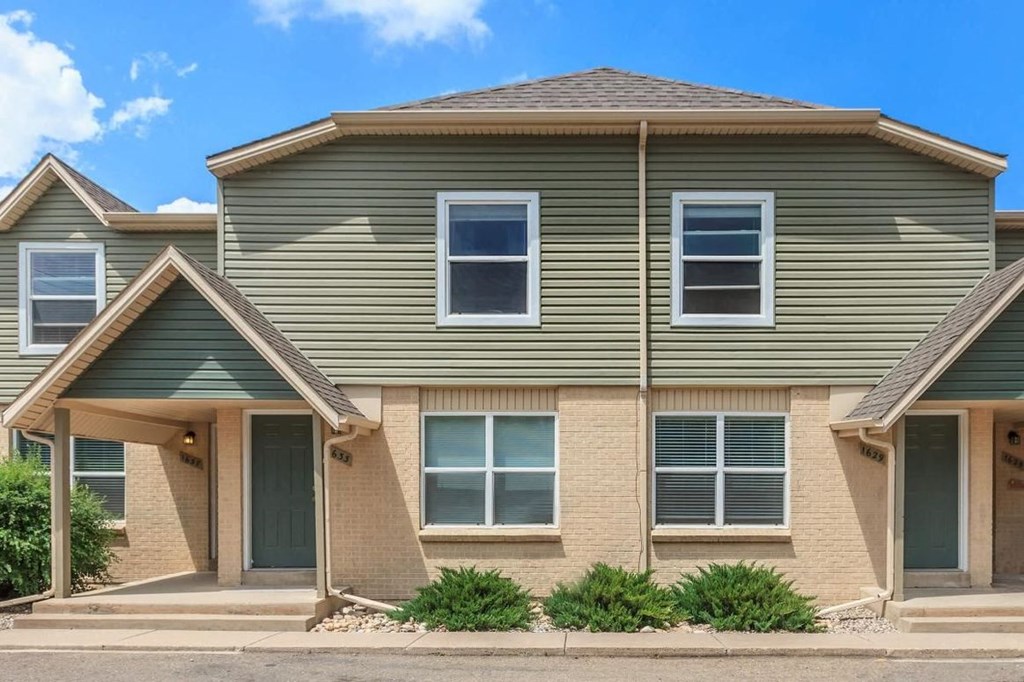 Our townhouses at Alder Square Rental Townhomes