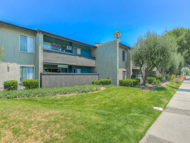 Resort style community at Twenty 2 Eleven Apartment Homes, 20211 Sherman Way