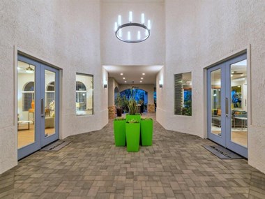 110 East Greenway Parkway 1-3 Beds Apartment for Rent - Photo Gallery 11