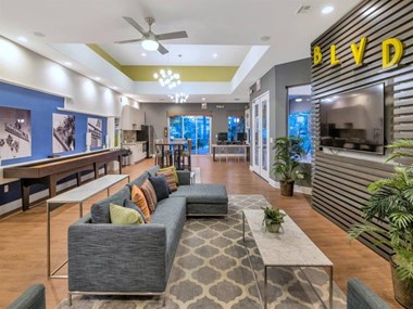 110 East Greenway Parkway 1-3 Beds Apartment for Rent - Photo Gallery 6