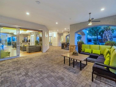 110 East Greenway Parkway 1-3 Beds Apartment for Rent - Photo Gallery 27