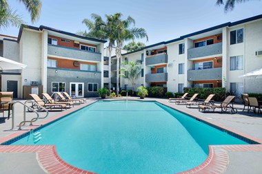 Resort Style Pool at Cornerstone Apartments - Photo Gallery 2