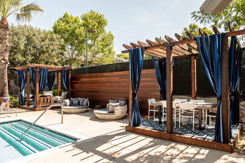 Poolside Cabanas at the Summit Apartment Homes Poolside Cabanas at the Summit Apartment Homes - Photo Gallery