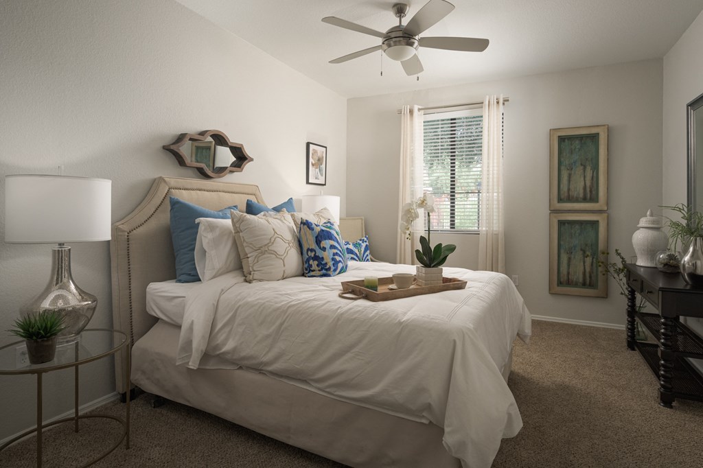 Large bedroom with large walk-in closets Large bedroom with large walk-in closets at Trevi Apartment Homes, Chandler, Arizona