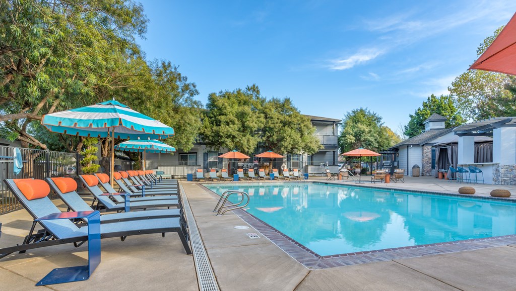 Resort style pool at Harvest Park Apartment Homes