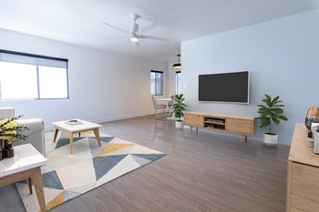 1038_10th_No6_LivingRoom2 - Photo Gallery 2