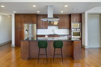 Westwood Luxury Apartments Wilshire Victoria  2bd kitchen2 - Photo Gallery 14