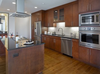 Westwood Luxury Apartments Wilshire Victoria Unit 502 Stainless Steel Upgraded Appliances - Photo Gallery 31