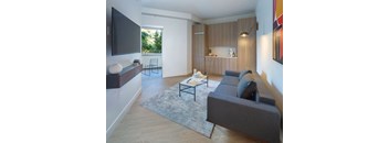 Co-Living Junior Suite with Balcony