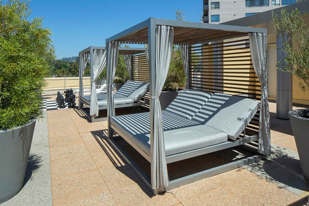 Westwood luxury apartments NMS Wilshire Margot  Rooftop Lounge With Cabana at Wilshire Margot, Los Angeles Rooftop Lounge With Cabana
