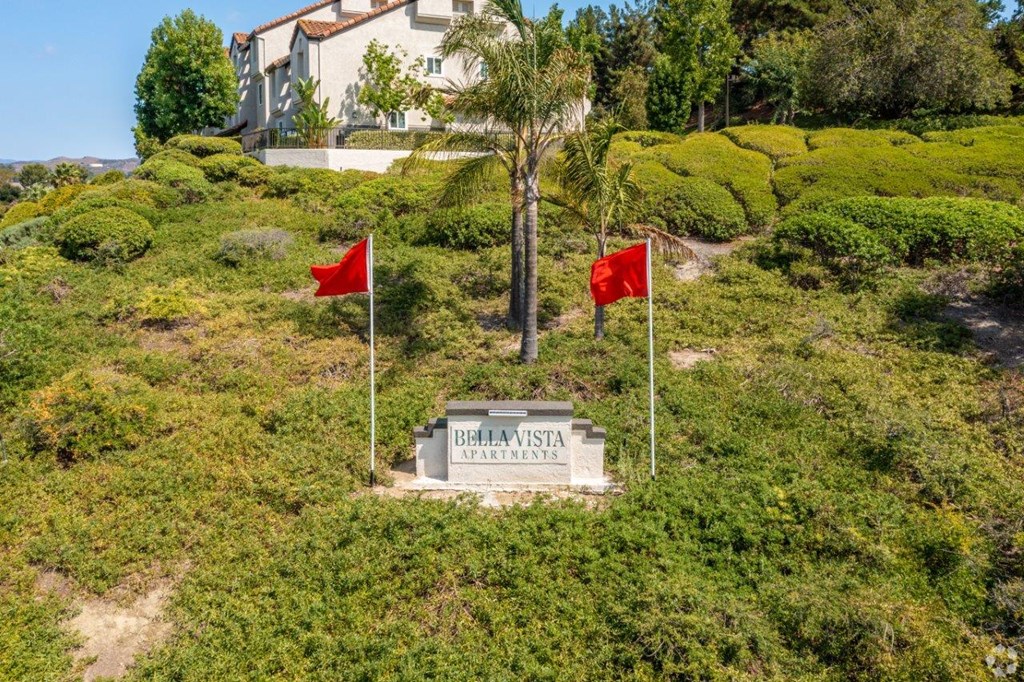 Community Exterior at Bella Vista, Mission Viejo, 92691