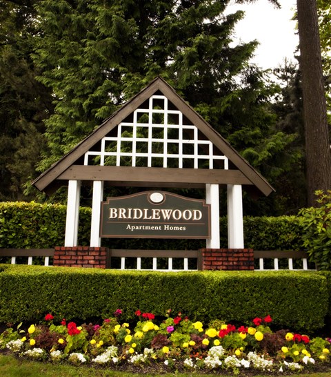 Entrance at Bridlewood, Washington