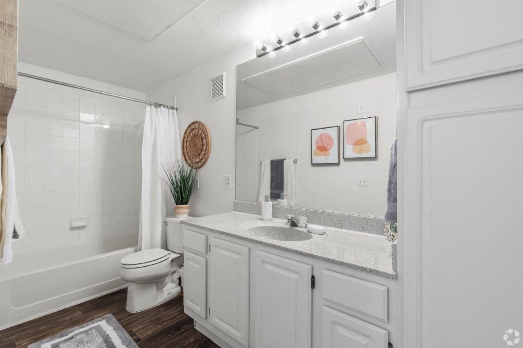 B2 2 bed 2 bath at San Moritz Apartments, Las Vegas