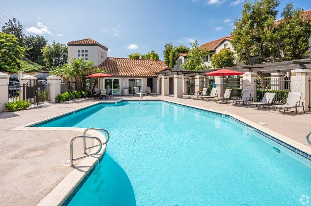 Community Exterior at Bella Vista, Mission Viejo, CA