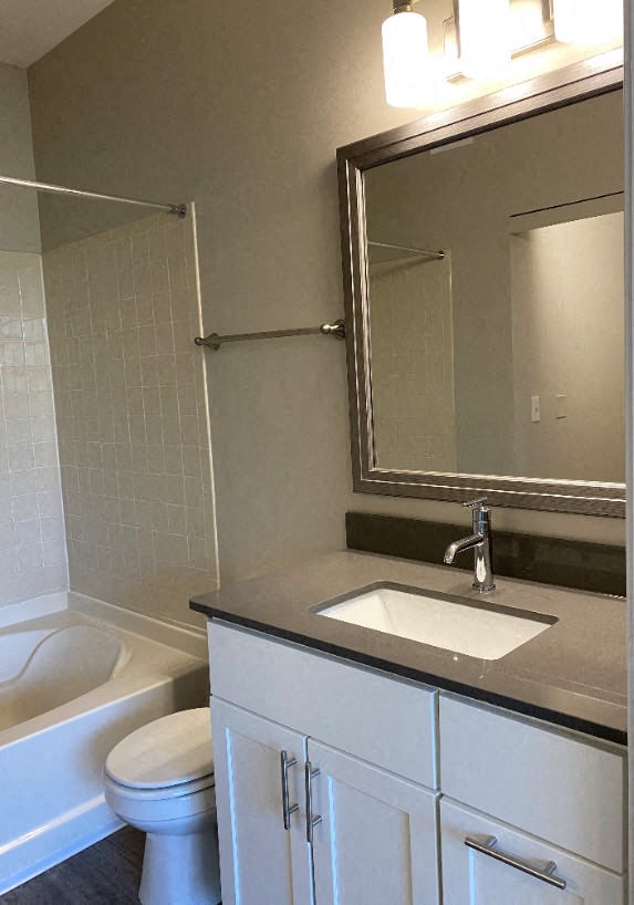 Sycamore Master Bath with Soaking Tub