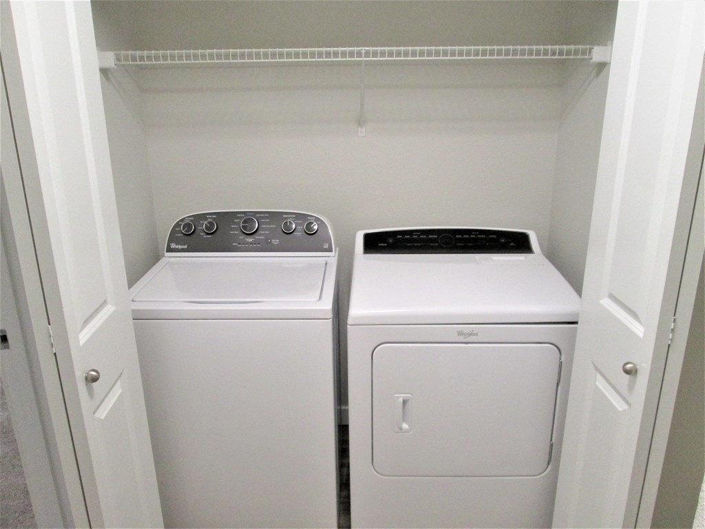 Washer and Dryer at Cedar Heights, Kirkland, WA 98034