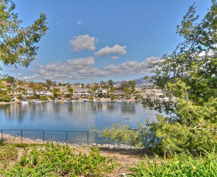 Mission Viejo Lake at Bella Vista, Mission Viejo, CA