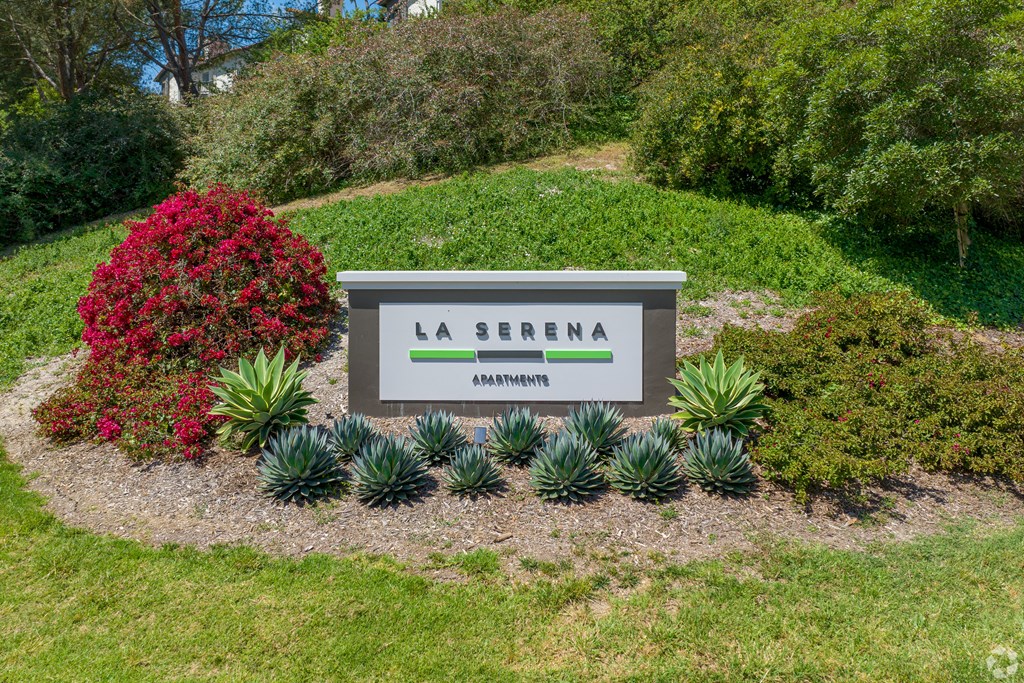 the sign at the corner arriving to La Serena Apartments at La Serena, San Diego, California