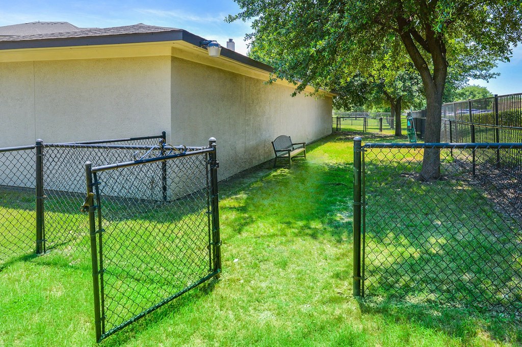 Dog run at Cypress Lake at Stonebriar in Frisco, TX!