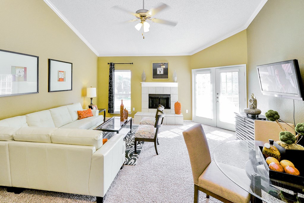  Well-lit living room at Winsted at Valley Ranch, Irving, TX, 75063