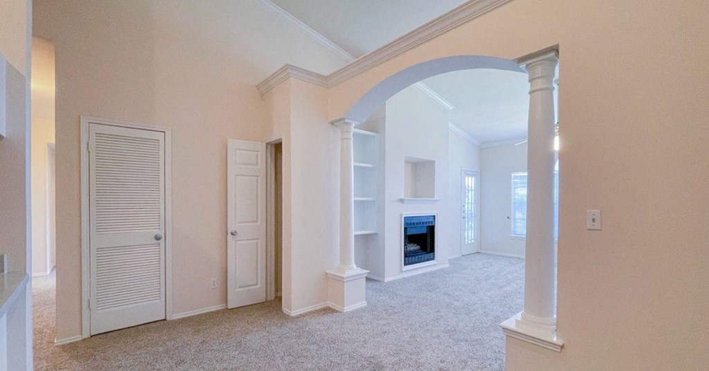 Spacious living room and dining room at Turnberry Isle Apartment Homes, Dallas, TX, Texas, 75248