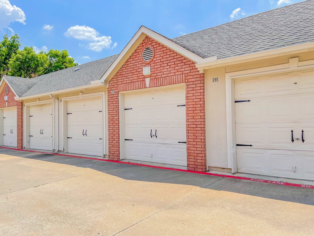 Detached garages at Turnberry Isle Apartment Homes, Dallas, TX