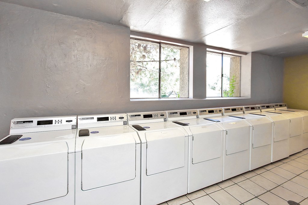 Pavilions At Pantano Apartments, 8110 E. Speedway Boulevard, Tucson, AZ