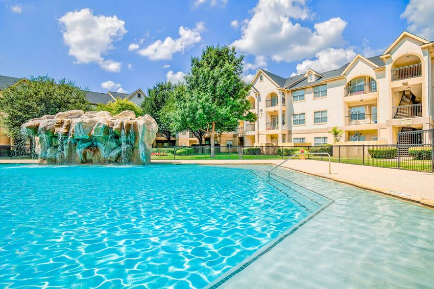 Gigantic pool at Tuscany Square Apartments in North Dallas, TX. Now leasing studios, 1 and 2 bedroom apartments. - Photo Gallery 1