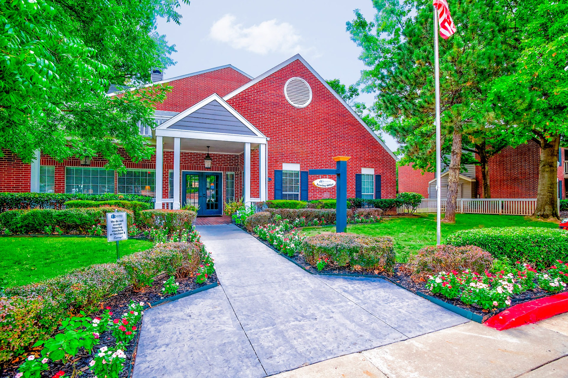 Greenbriar Apartments, 2152 East 61st Street, Tulsa, OK RentCafe