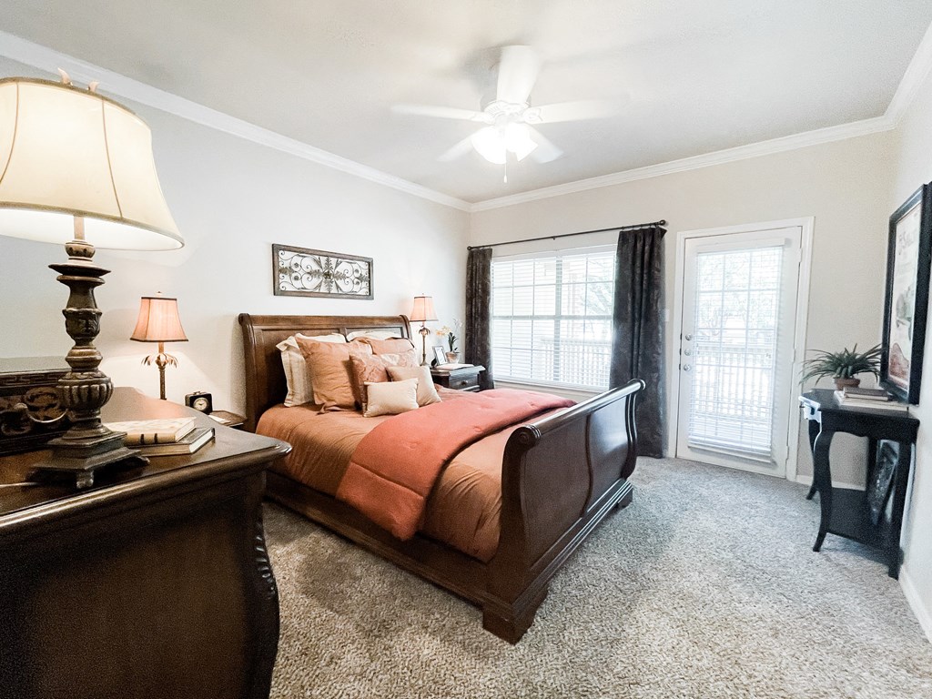 SaddleBrook apartments in Dallas, TX 1,2 & 3 Bedroom Apartment Homes.
