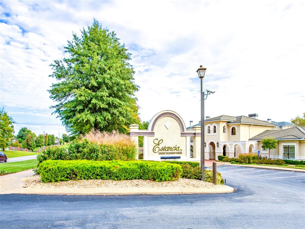 Front entrance of Estancia Apartments For Rent Tulsa OK - 1, 2 , and 3 Bedroom Units Available