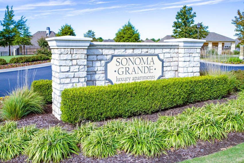 Sonoma Grande Apartment Homes Tulsa OK Welcomes You - Photo Gallery 1