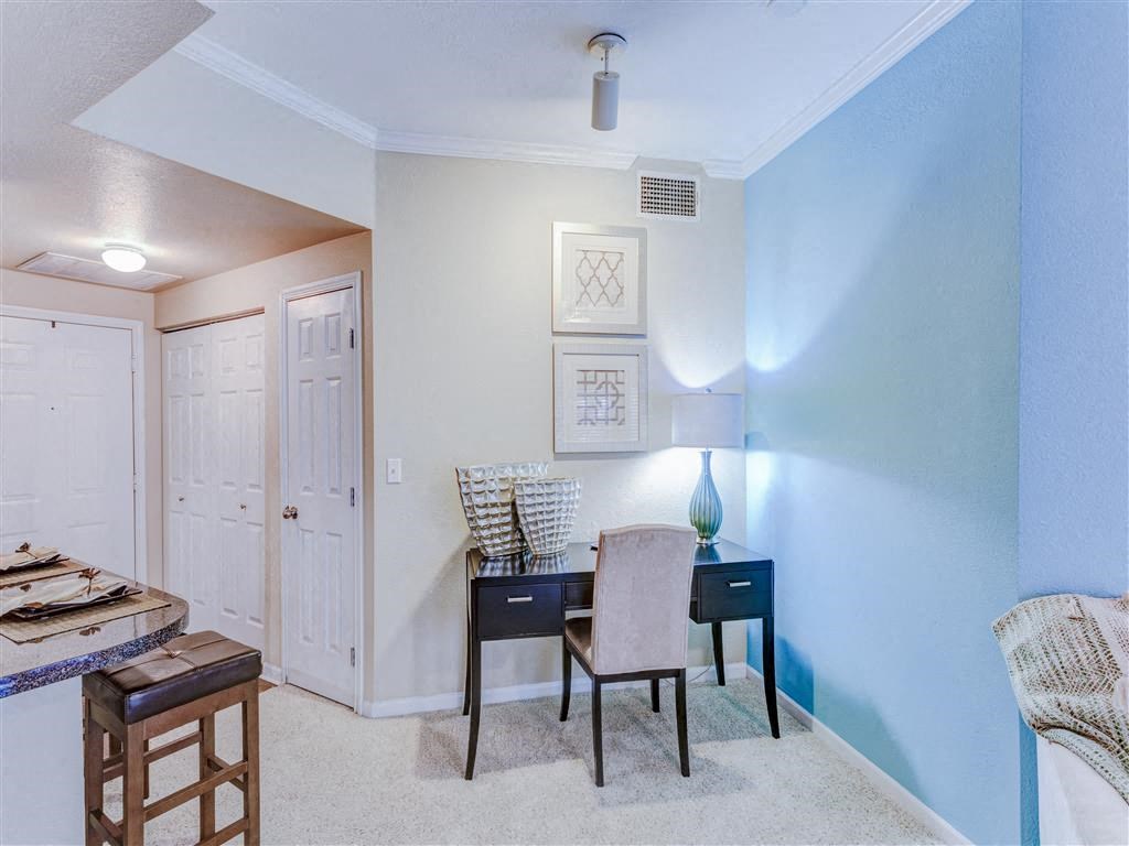 Office nook at The Villas at Katy Trail in Uptown Dallas, TX, For Rent. Now leasing Studio, 1, 2 and 3 bedroom apartments.