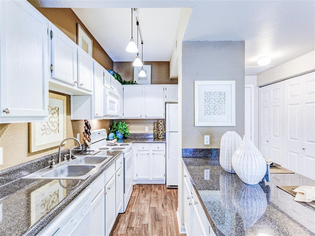 Gourmet Kitchen at The Villas at Katy Trail in Uptown Dallas, TX, For Rent. Now leasing Studio, 1, 2 and 3 bedroom apartments.