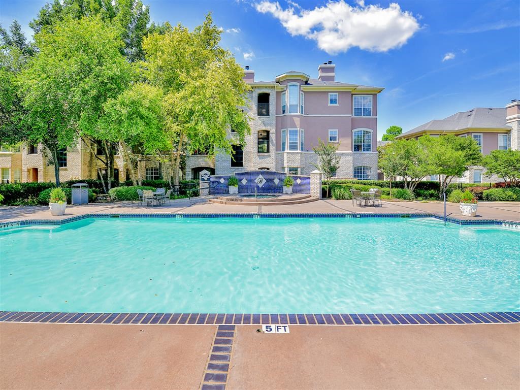 Bentley Place Apartments, 5945 West Parker Road, Plano, TX RentCafe