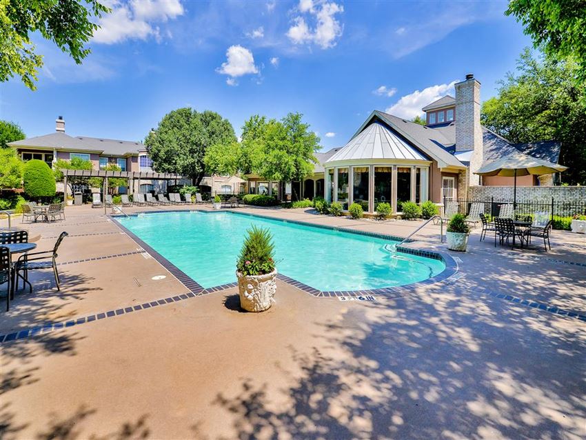 Bentley Place Apartments, 5945 West Parker Road, Plano, TX RentCafe