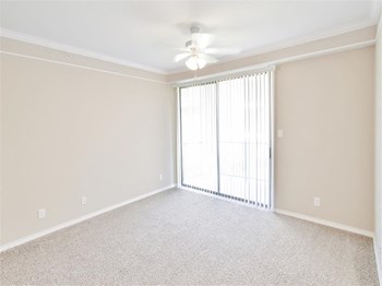 Plush carpet of Saxony at Chase Oaks in North Plano, TX, For Rent. Now leasing 1, 2 and 3 bedroom apartments. - Photo Gallery 14
