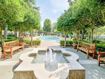 Fountain and resort pool at Saxony at Chase Oaks in North Plano, TX, For Rent. Now leasing 1, 2 and 3 bedroom apartments. - Photo Gallery 4