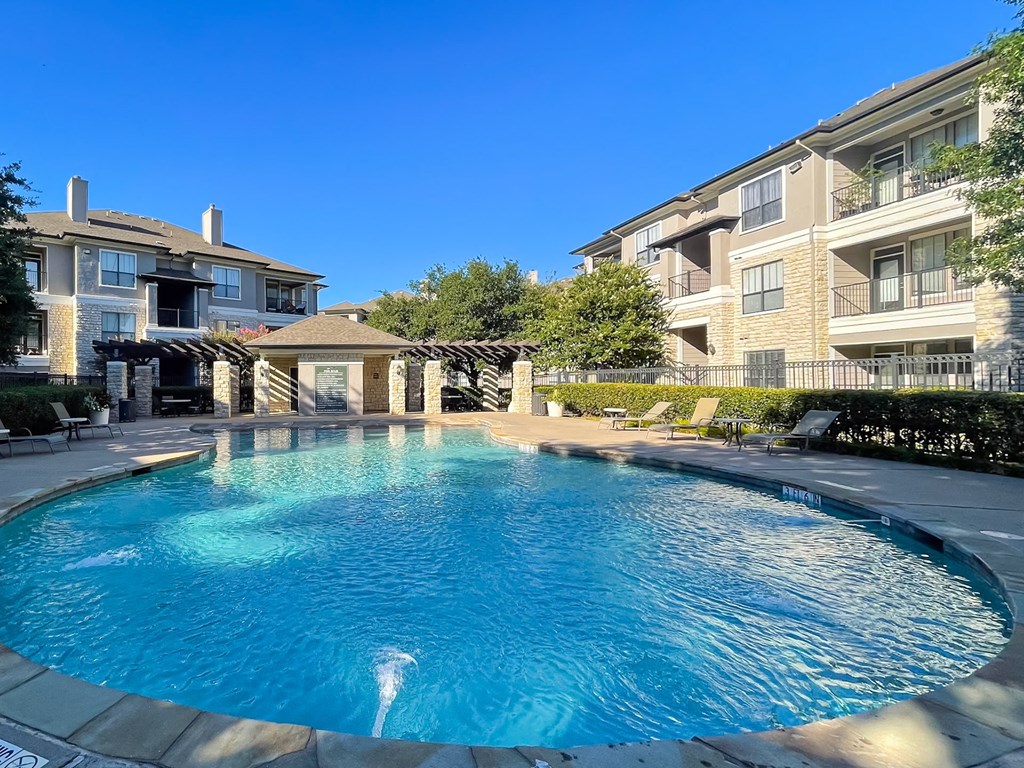 Sparkling swimming pool at Cypress Lake at Stonebriar in Frisco, TX!