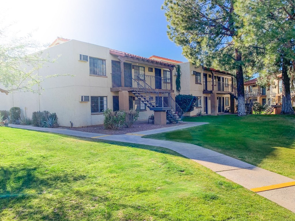 Exterior of apartment with walkway at La Hacienda Apartment, Tucson, 85712