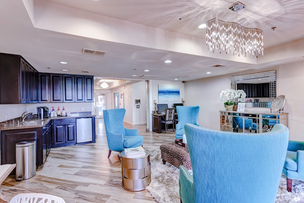 Spacious Clubhouse at The Villas at Katy Trail in Uptown Dallas, TX, For Rent. Now leasing Studio, 1, 2 and 3 bedroom apartments.