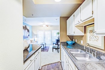 Open kitchens at The Villas at Katy Trail in Uptown Dallas, TX, For Rent. Now leasing Studio, 1, 2 and 3 bedroom apartments. - Photo Gallery 30