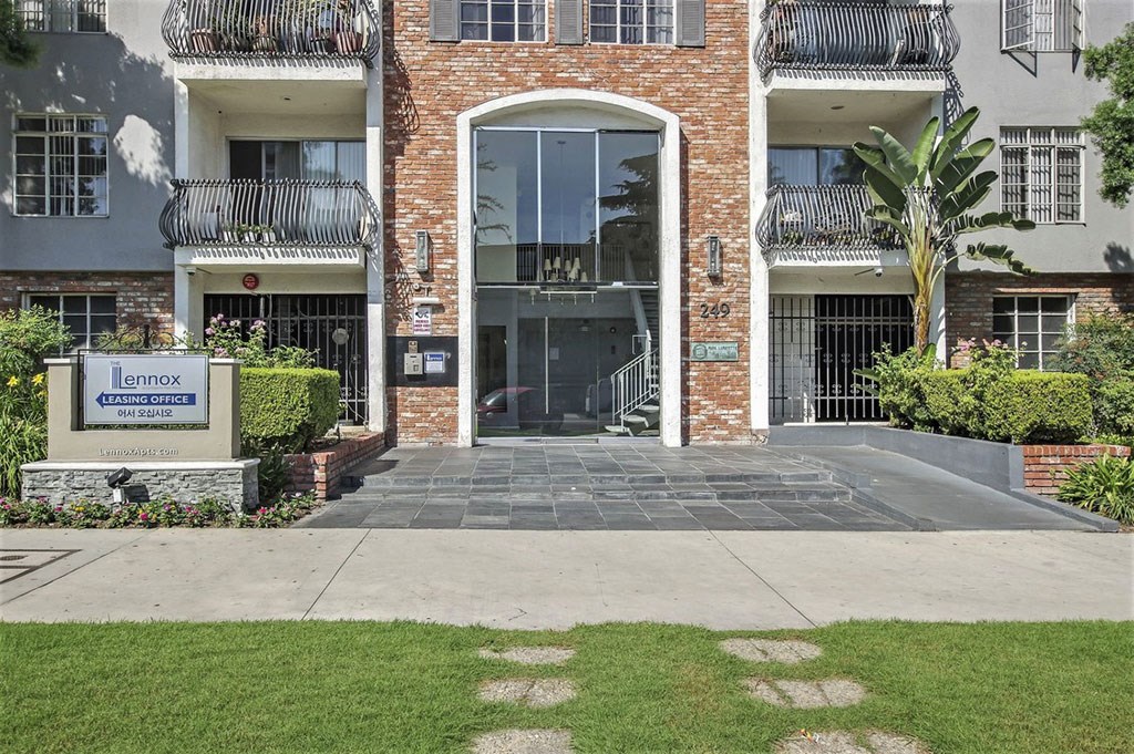 the building in which the apartment is located
