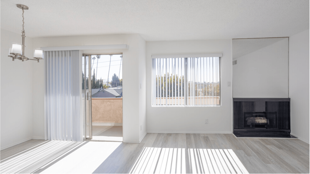 Spacious bathroom at The DRACENA Apts, Los Feliz, Los Angeles, 90027