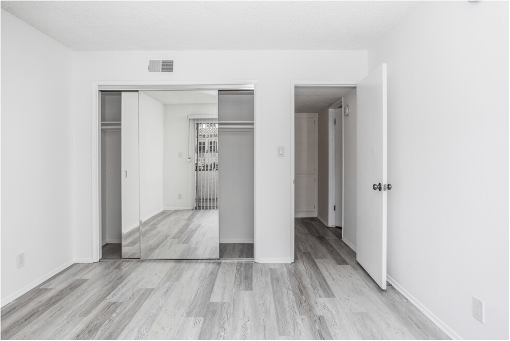 Spacious bedroom at The DRACENA Apts, Los Feliz, Los Angeles, CA